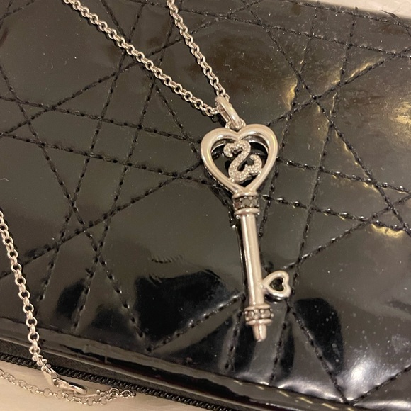 Open Hearts by Jane Seymour 0.065 CT. T.W. Black Diamond Pendant + 20” chain 925 - Picture 4 of 13